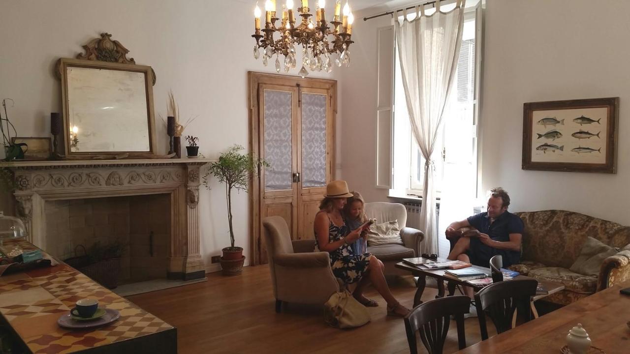 Bed and Breakfast Le Stanze Di Sara à Turin Extérieur photo